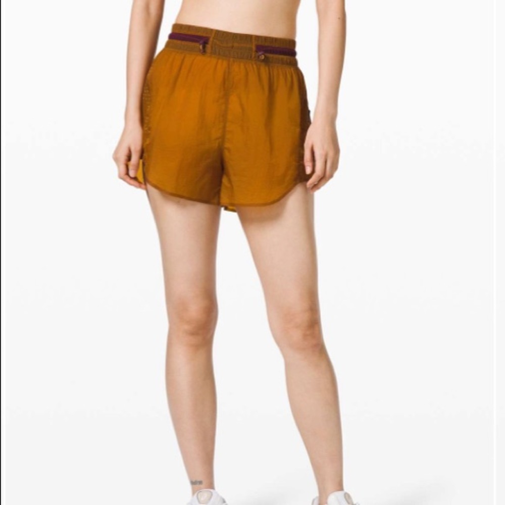 Lululemon x Roksanda shorts Break New Ground Orange